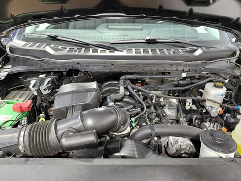 Used 2024 Ford F250 Lariat w/ Chrome Package image 28