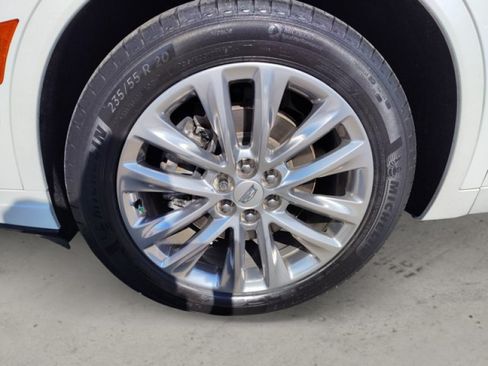 Used 2021 Cadillac XT6 Premium Luxury w/ Platinum Package AWD/4WD image 9