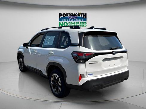 Used 2025 Subaru Forester AWD/4WD image 17