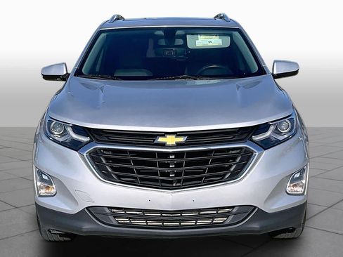Used 2018 Chevrolet Equinox LT w/ Sun & Infotainment Package FWD image 3
