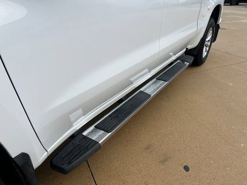 Certified 2019 Chevrolet Silverado 1500 LT w/ Convenience Package AWD/4WD image 12