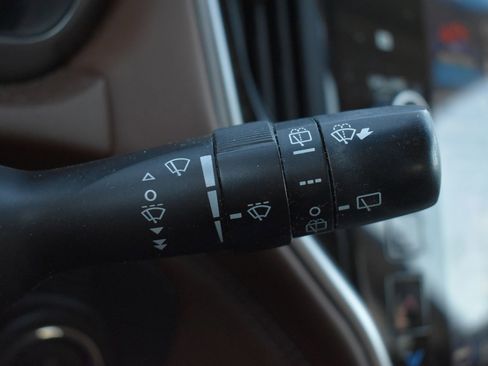 Used 2020 Subaru Outback Touring XT image 21