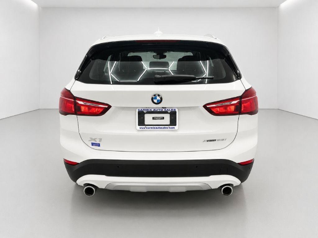 Used 2021 BMW X1 xDrive28i w/ Convenience Package AWD/4WD image 4