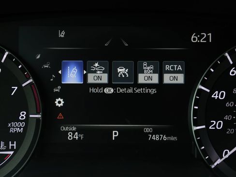 Used 2021 Toyota Highlander XLE AWD/4WD image 28