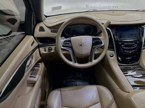 Used 2020 Cadillac Escalade Platinum image 26