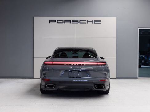 Certified 2025 Porsche Panamera 4 AWD/4WD image 6