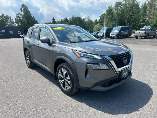 Used 2023 Nissan Rogue SV AWD/4WD image 7
