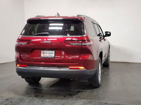 Used 2022 Jeep Grand Cherokee L Limited w/ MOPAR Finishing Package image 31