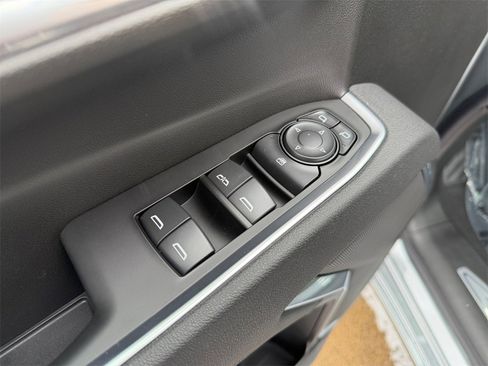 New 2026 GMC Sierra 1500 Elevation image 16
