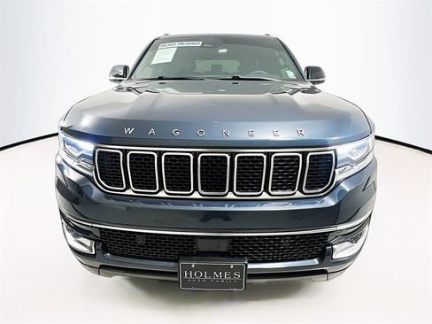 Used 2023 Jeep Wagoneer 2WD image 20