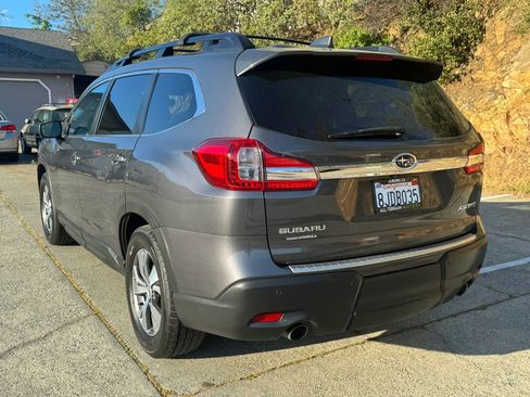 Used 2019 Subaru Ascent Premium AWD/4WD image 5