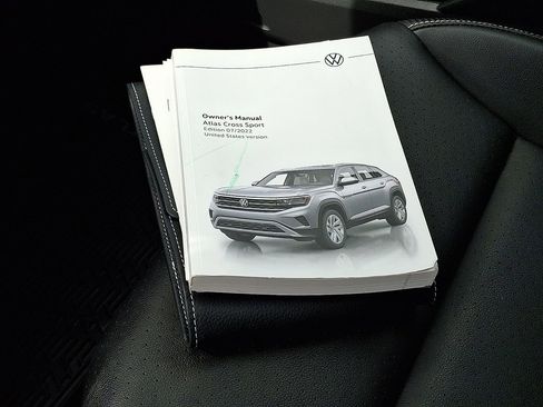 Used 2023 Volkswagen Atlas Cross Sport SE AWD/4WD image 26