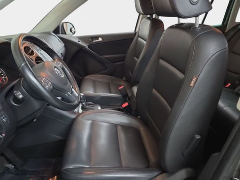 Used 2011 Volkswagen Tiguan SE AWD/4WD image 17
