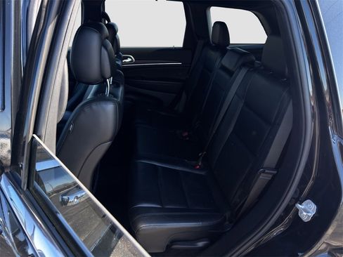 Used 2021 Jeep Grand Cherokee Limited image 13