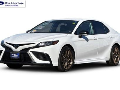 Used 2023 Toyota Camry SE w/ Protection Package (Q2) (TMS)