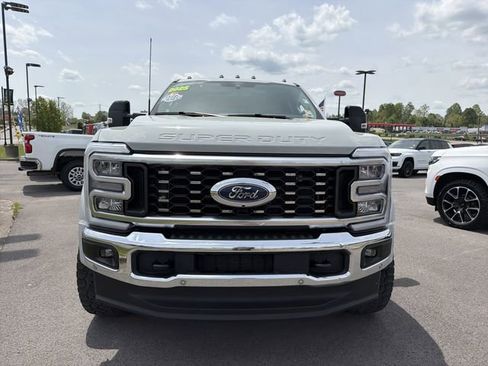 Used 2025 Ford F450 Lariat w/ Lariat Ultimate Package AWD/4WD image 2