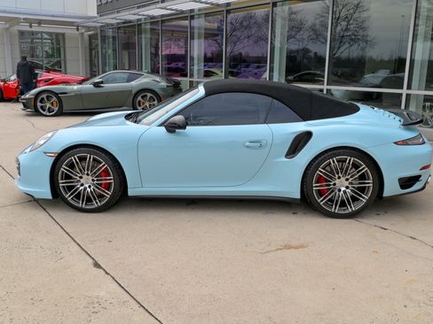 Used 2015 Porsche 911 Turbo image 8