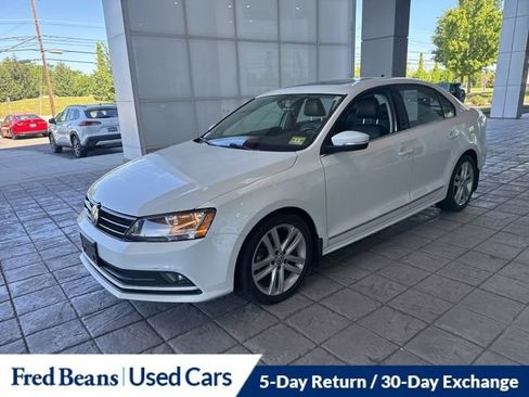 Used 2017 Volkswagen Jetta SEL FWD image 23