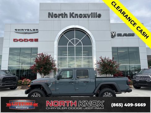 New 2025 Jeep Gladiator Mojave w/ Convenience Group image 2