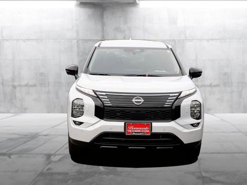 New 2026 Nissan Rogue SL AWD/4WD image 4