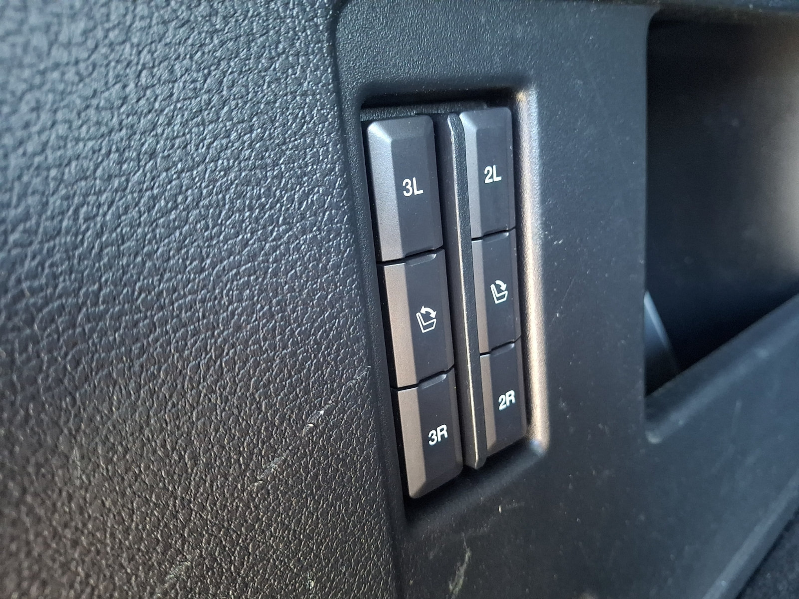 Used 2020 Ford Expedition King Ranch AWD/4WD image 31