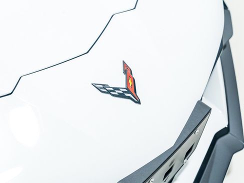 Used 2025 Chevrolet Corvette Z06 w/ Stealth Interior Trim Package RWD image 44