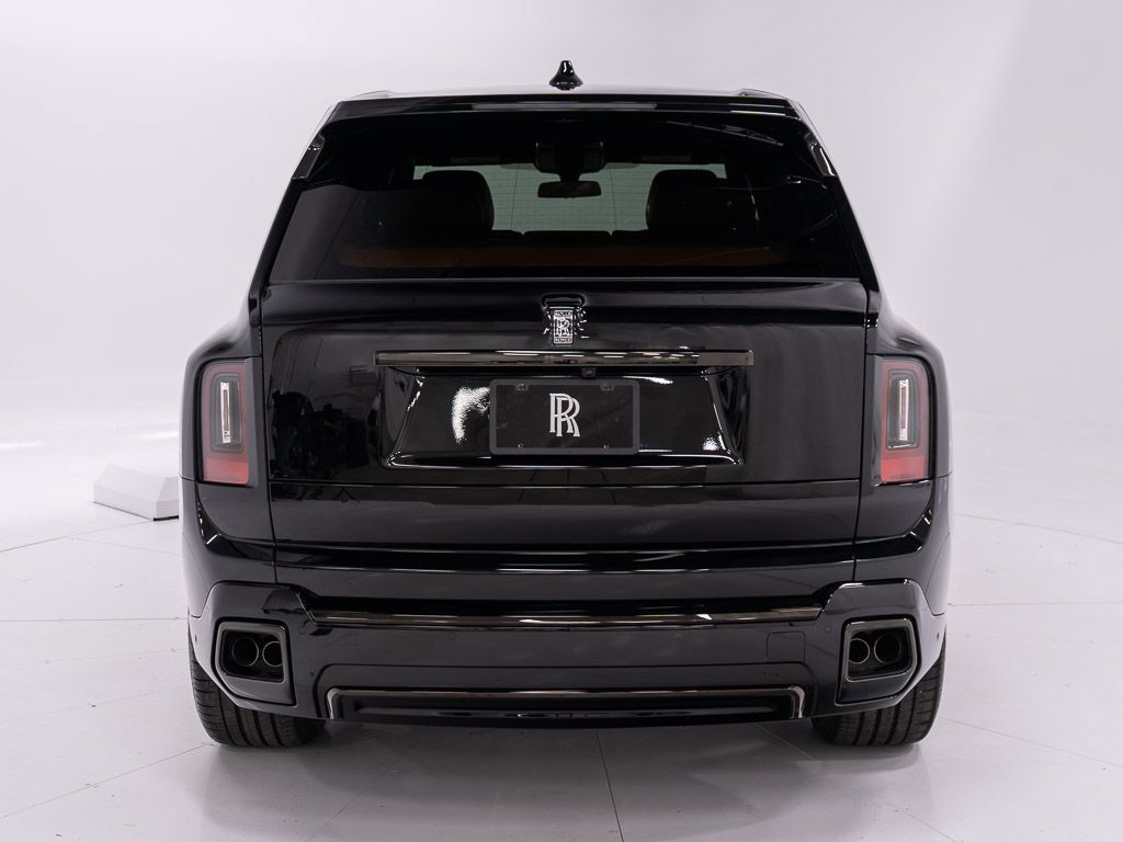 New 2027 Rolls-Royce Cullinan Black Badge AWD/4WD image 4
