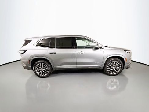 Used 2025 Buick Enclave Avenir w/ Super Cruise Package image 8