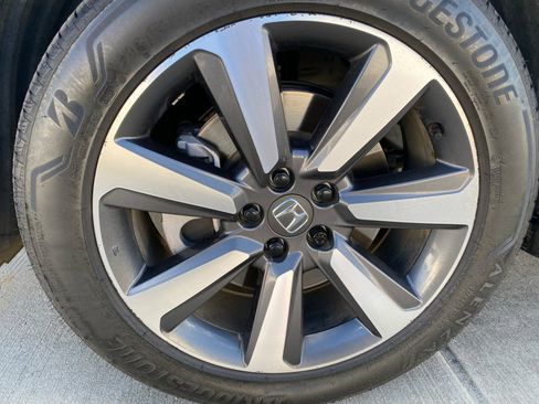 Certified 2023 Honda Pilot Touring image 31