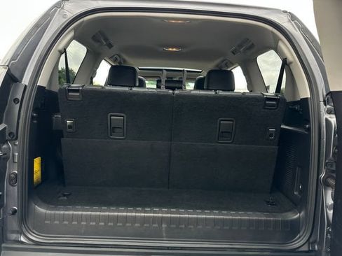 Used 2015 Lexus GX 460 w/ Premium Package AWD/4WD image 28