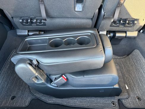 Used 2023 Honda Odyssey EX-L image 23