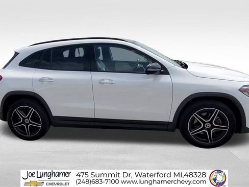 Used 2021 Mercedes-Benz GLA 250 4MATIC image 9