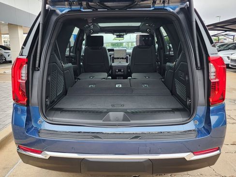 New 2026 GMC Yukon Elevation w/ Elevation Premium Package AWD/4WD image 59