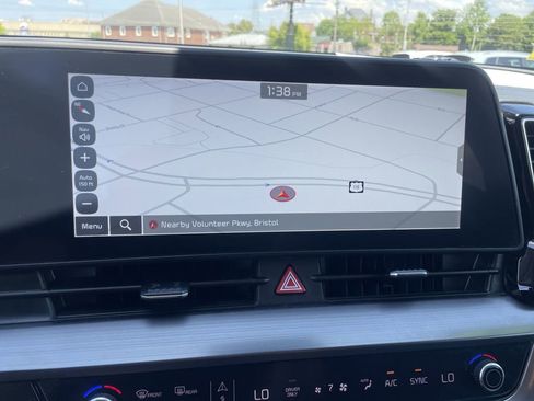 Certified 2023 Kia Sportage EX AWD/4WD image 14