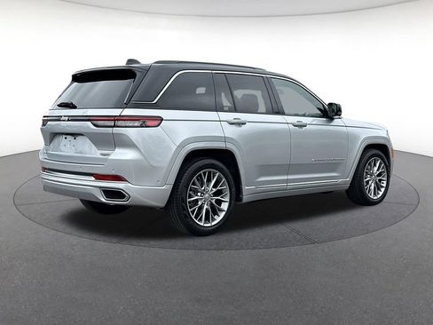 Certified 2025 Jeep Grand Cherokee Summit AWD/4WD image 6