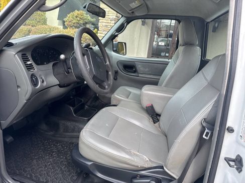 Used 2011 Ford Ranger XL image 9