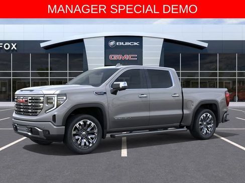 Used 2026 GMC Sierra 1500 Denali w/ Denali Reserve Package AWD/4WD image 2