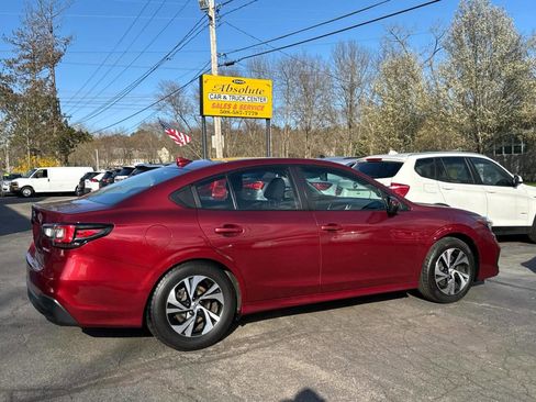 Used 2024 Subaru Legacy Premium image 4