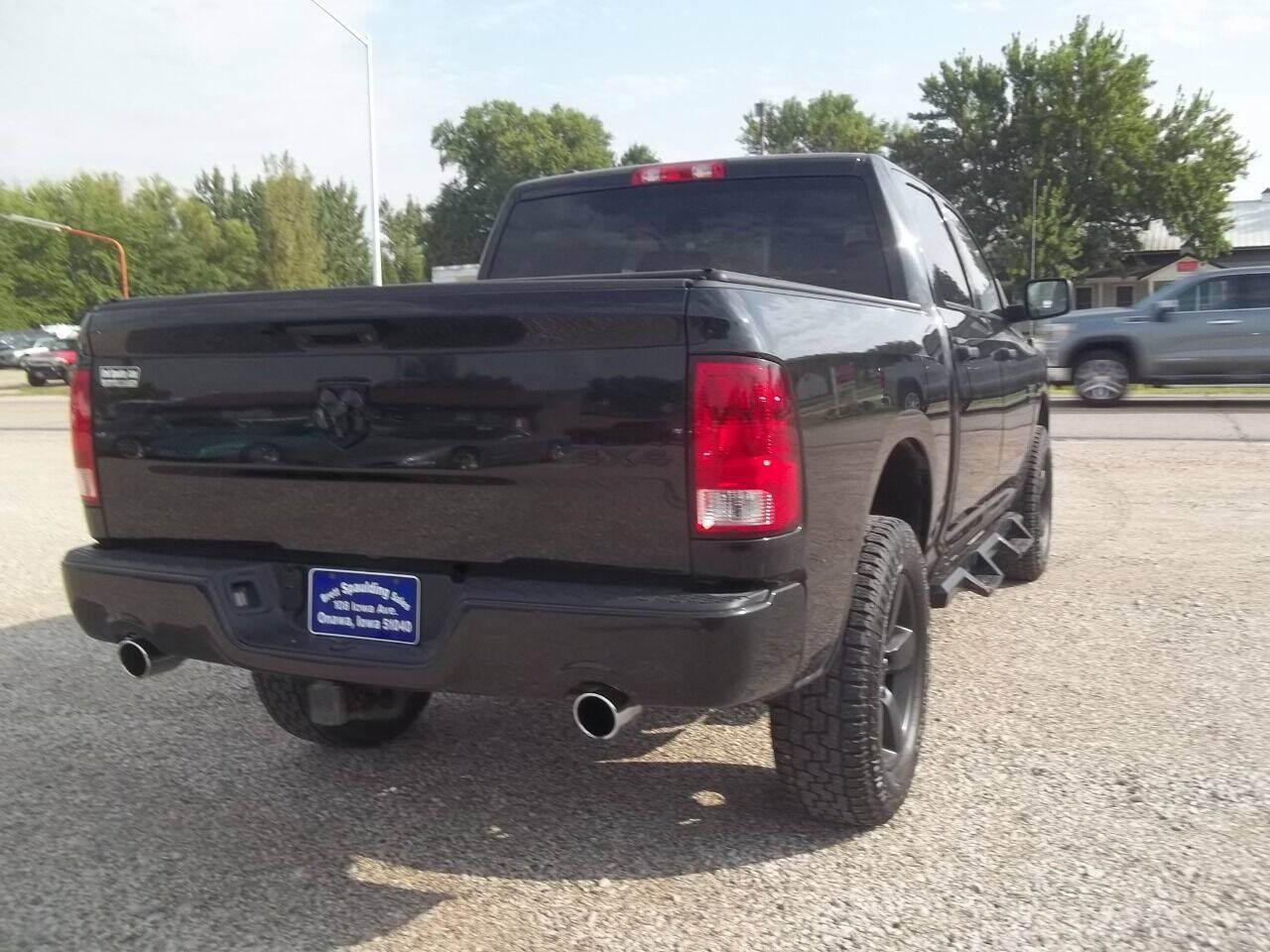 Used 2018 RAM 1500 Express w/ Wheel & Sound Group AWD/4WD image 6