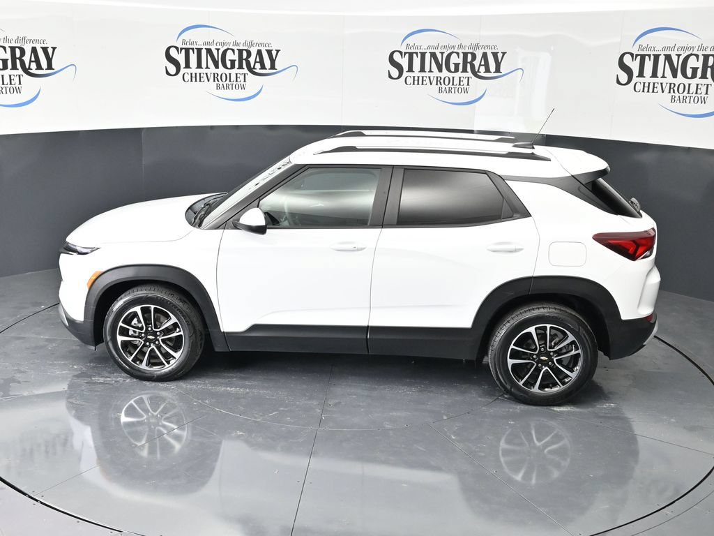 Used 2025 Chevrolet TrailBlazer LT FWD image 22