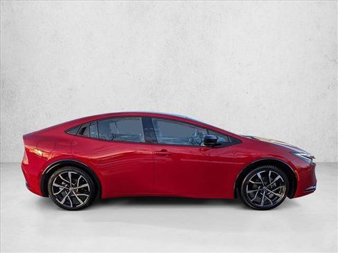 Certified 2024 Toyota Prius Prime Premium image 4