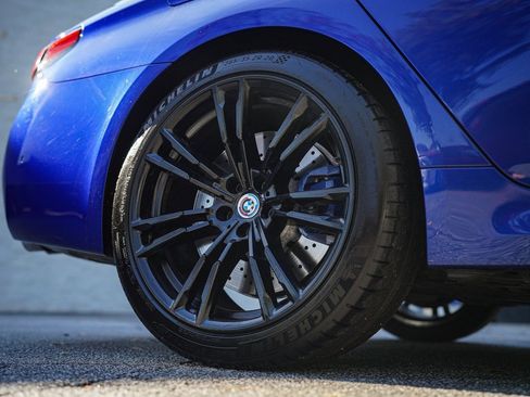 Used 2023 BMW M5 image 18