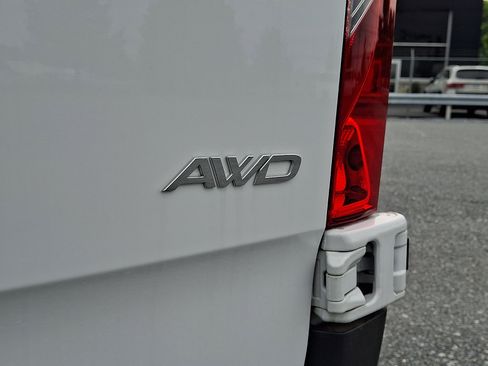 Used 2025 Mercedes-Benz Sprinter 2500 image 31