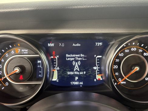 Used 2023 Jeep Gladiator Sport AWD/4WD image 20