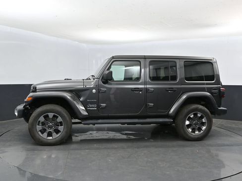 Used 2020 Jeep Wrangler Unlimited Sahara w/ Uconnect 4C Nav & Sound Group AWD/4WD image 8