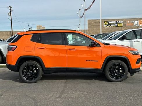 New 2026 Jeep Compass Latitude image 2