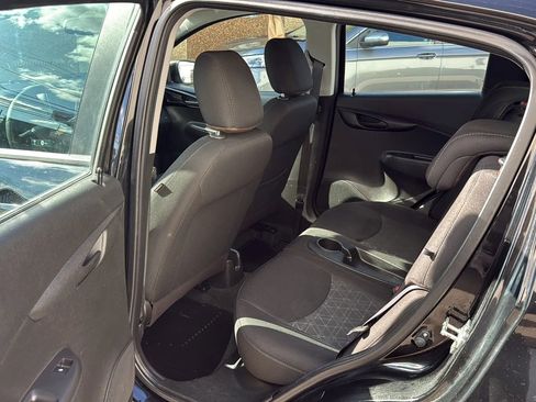 Used 2019 Chevrolet Spark LT image 27