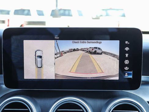 Used 2020 Mercedes-Benz GLC 300 4MATIC w/ Parking Assistance Package image 25