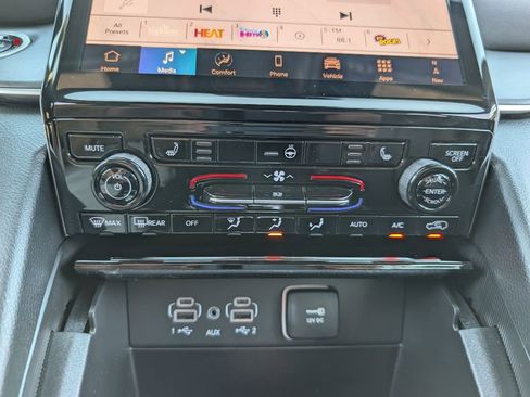 New 2025 Jeep Grand Cherokee Limited image 26