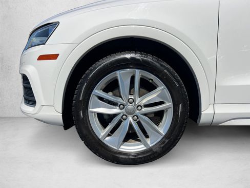 Used 2017 Audi Q3 2.0T Premium AWD/4WD image 9